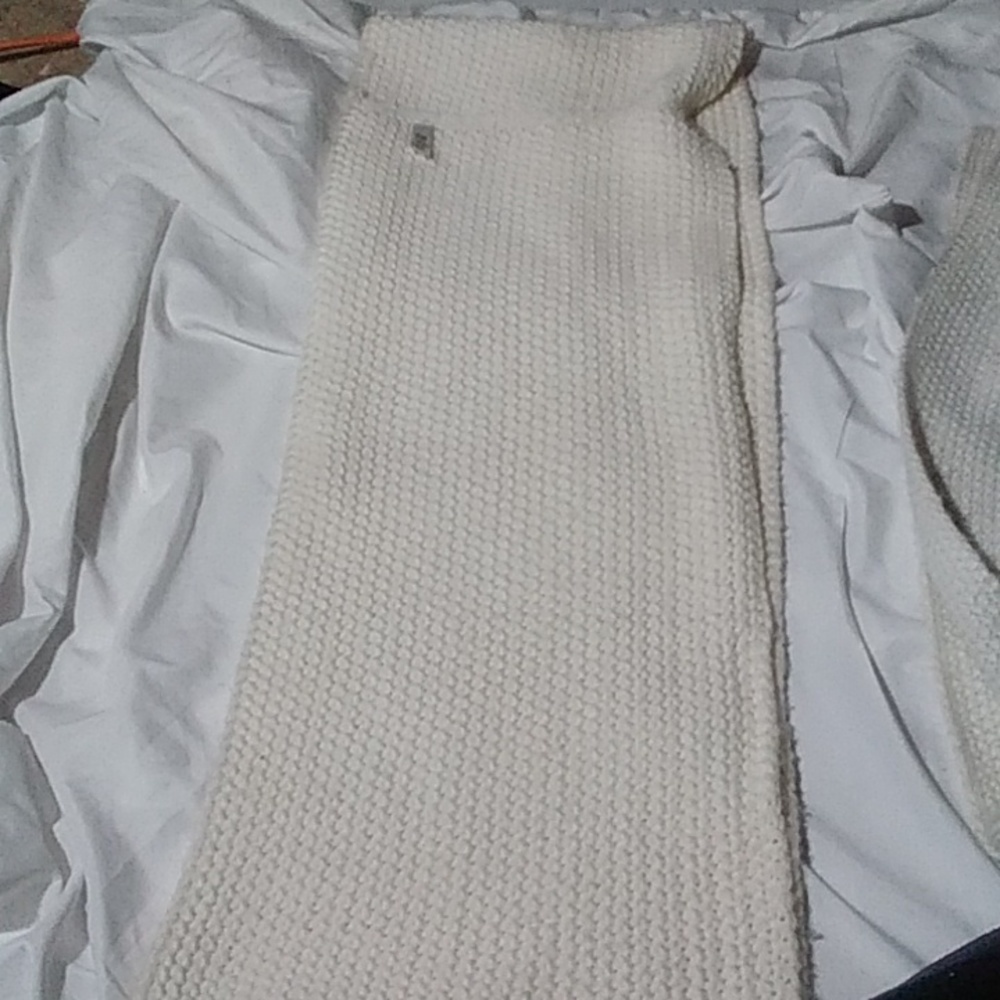 gap infinity scarf